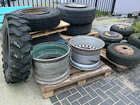 Partij (vrachtwagen) banden en velgen - afbeelding 6 van  13