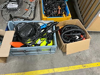 Partij vrachtwagen onderdelen - afbeelding 3 van  15