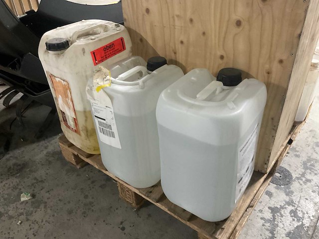 Partij vrachtwagen onderdelen - afbeelding 12 van  15