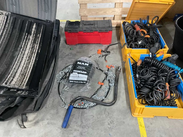 Partij vrachtwagen onderdelen - afbeelding 14 van  15