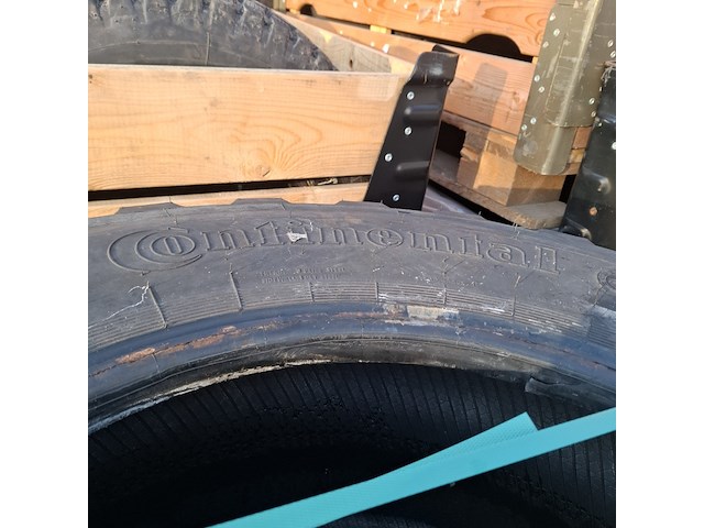 Partij vrachtwagenbanden, autobanden en vliegtuigbanden, o.a. continental, michelin, o.a xzl - afbeelding 3 van  12