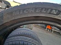 Partij vrachtwagenbanden, autobanden en vliegtuigbanden, o.a. continental, michelin, o.a xzl - afbeelding 7 van  12