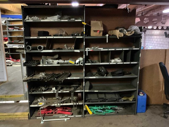 Partij vrachtwagenonderdelen - afbeelding 11 van  29