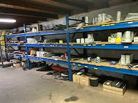 Partij vrachtwagenonderdelen - afbeelding 1 van  29