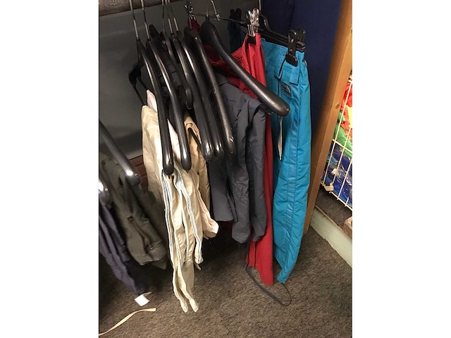 Partij vrijetijd- en sportkleding - afbeelding 8 van  8