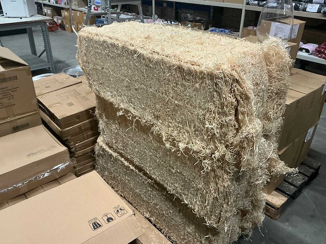 Partij vulmateriaal (3x) - afbeelding 1 van  3