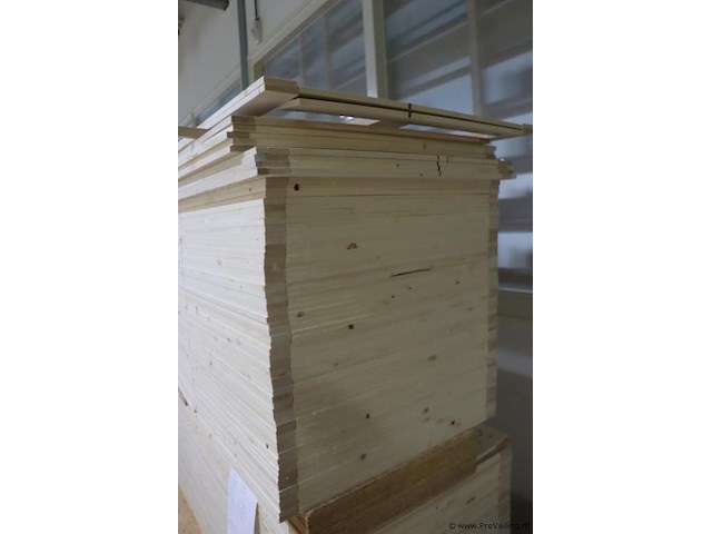 Partij vuren houten frames (zijkant) - afbeelding 2 van  4