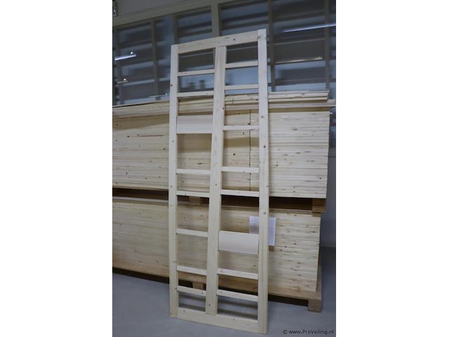 Partij vuren houten frames (zijkant) - afbeelding 3 van  4