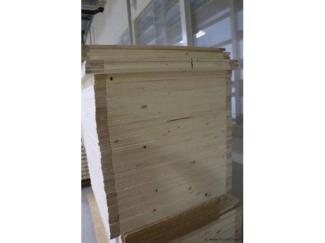 Partij vuren houten frames (zijkant) - afbeelding 4 van  4