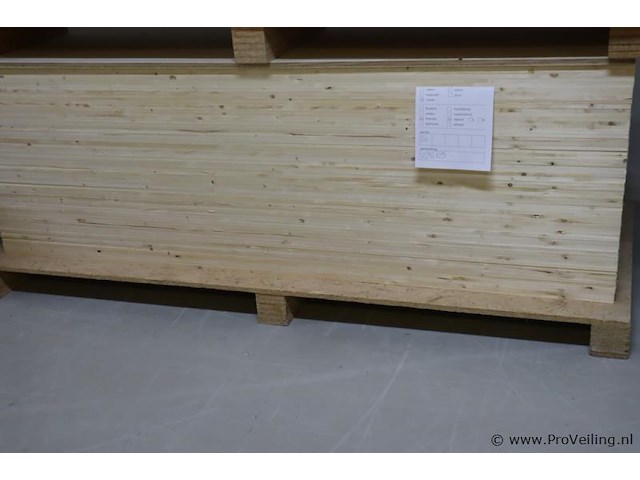 Partij vuren houten frames (zijkant) - afbeelding 1 van  2