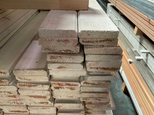 Partij vuren plinten recht 12x55 mm - afbeelding 2 van  2
