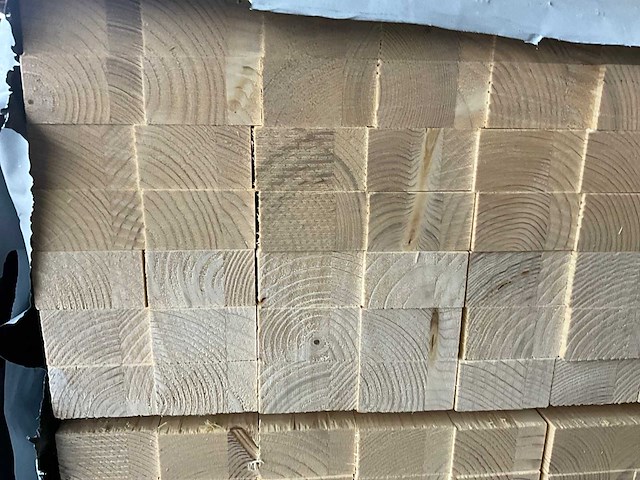 Partij vurenhout balken en latten - afbeelding 3 van  7