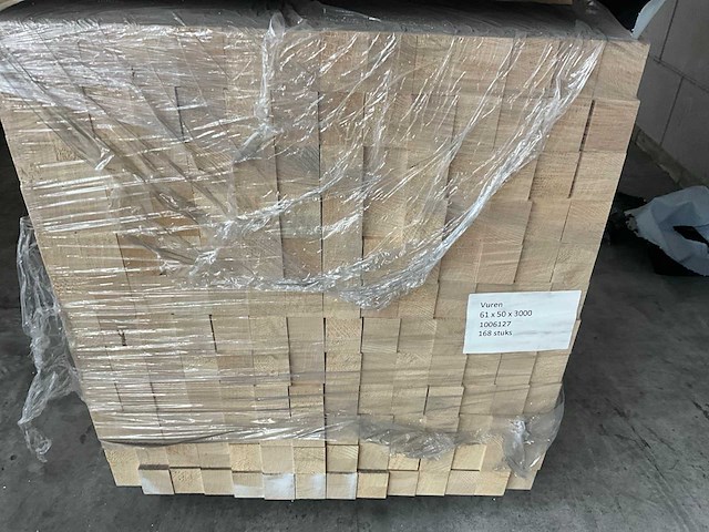 Partij vurenhout balken en latten - afbeelding 5 van  7