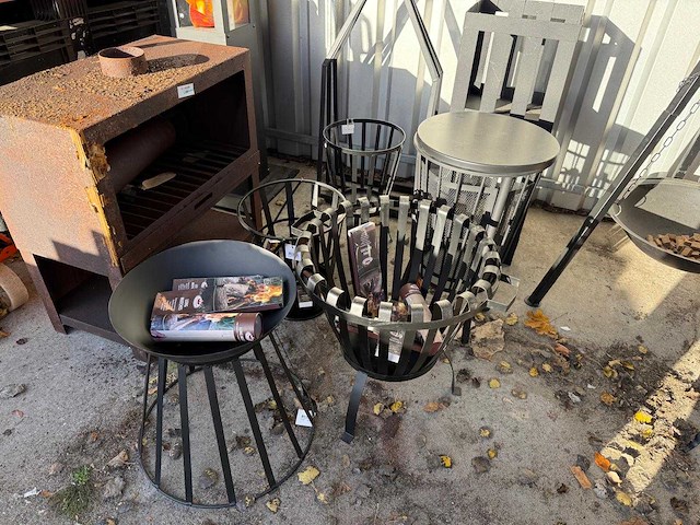 Partij vuurkorven en -schaal - afbeelding 1 van  10