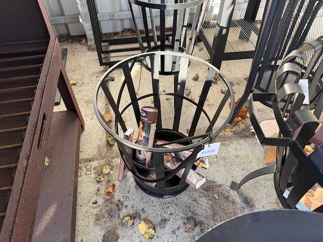 Partij vuurkorven en -schaal - afbeelding 9 van  10