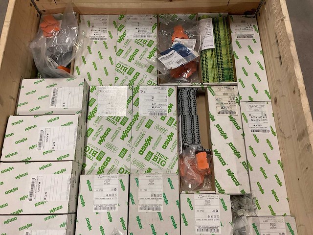Partij wago installatiemateriaal - afbeelding 18 van  24