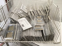 Partij wandafwerkingen contactdozen - afbeelding 1 van  4