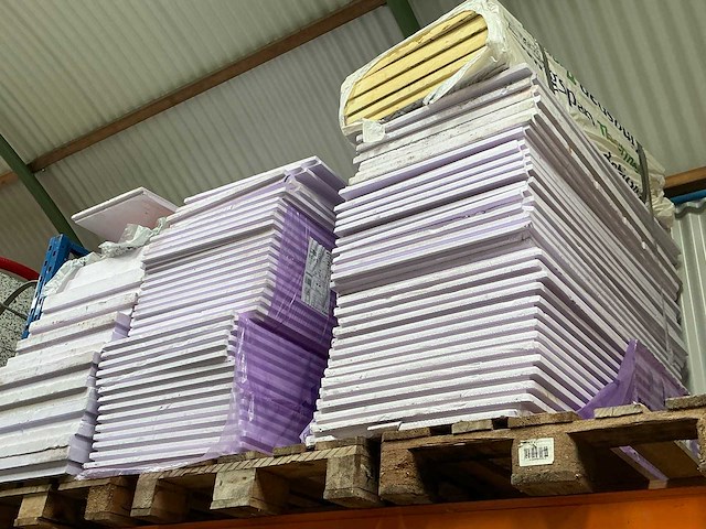 Partij wandpanelen en isolatie - afbeelding 3 van  5