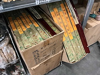 Partij wandwaaiers 66cm&88,5cm (121x) - afbeelding 4 van  4