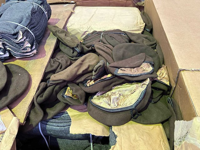 Partij wanten en baretten - afbeelding 1 van  4