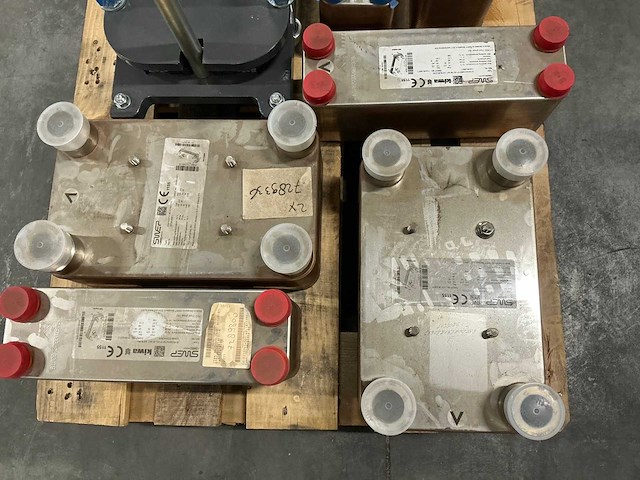 Partij warmtewisselaars waaronder swep - afbeelding 6 van  7