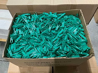 Partij wasknijpers 5,5x1,3cm groen (12500x) - afbeelding 1 van  1
