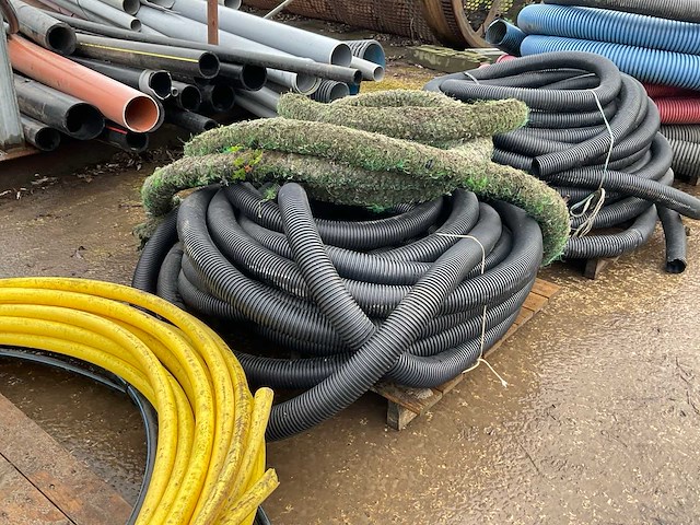Partij water- en drainage slangen - afbeelding 3 van  6