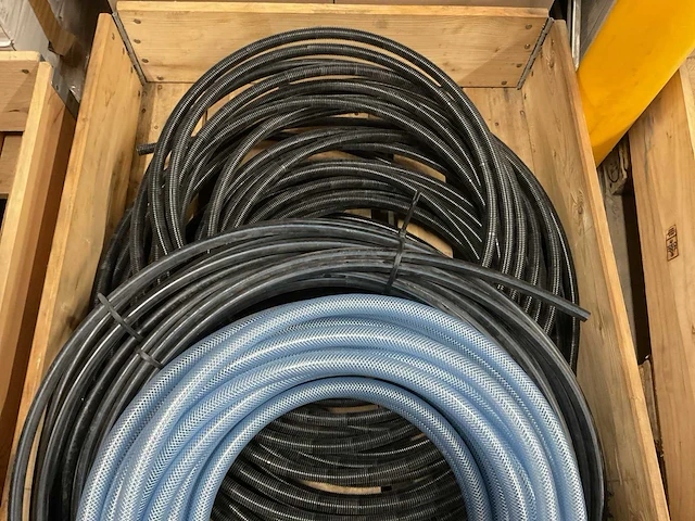 Partij water- en elektrabuis - afbeelding 3 van  4