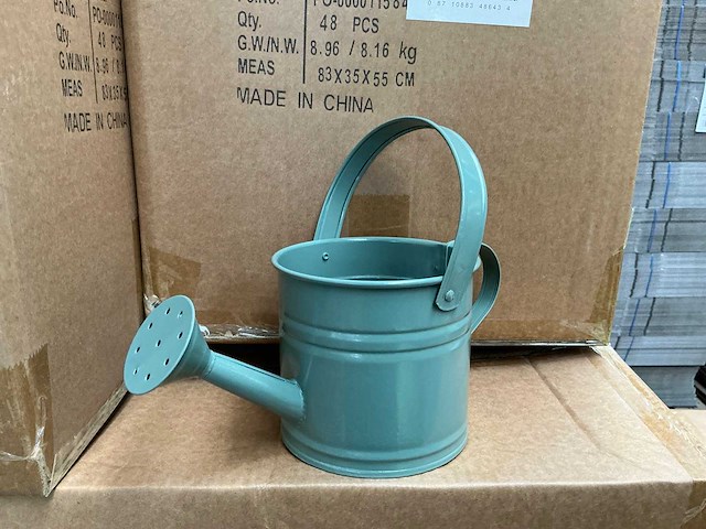 Partij watering cans prague zinc ø12xh11cm green metal (384x) - afbeelding 1 van  4
