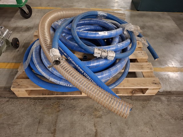 Partij waterslang - afbeelding 1 van  2