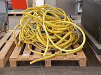 Partij waterslang - afbeelding 1 van  7