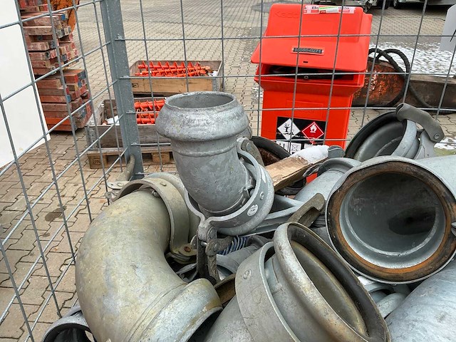 Partij waterslangen / koppelingen - afbeelding 6 van  8