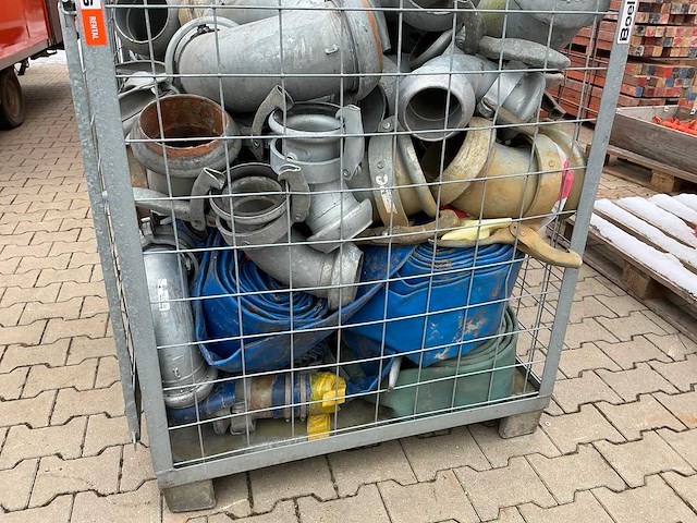 Partij waterslangen / koppelingen - afbeelding 3 van  8