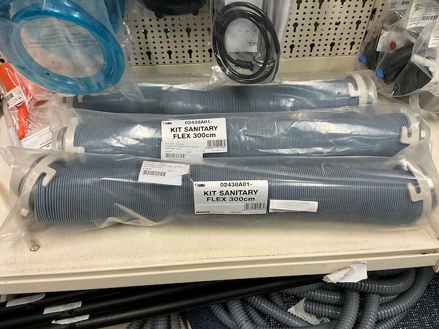 Partij waterslangen - afbeelding 11 van  17