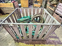 Partij waterslangen - afbeelding 1 van  4