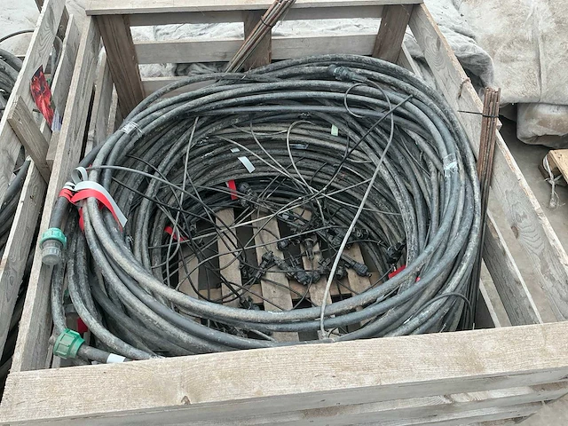Partij waterslangen - afbeelding 7 van  8