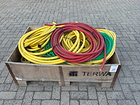 Partij waterslangen - afbeelding 1 van  3