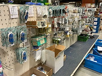 Partij watertoebehoren - afbeelding 1 van  43