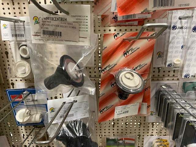 Partij watertoebehoren - afbeelding 27 van  43