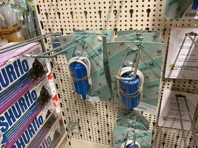 Partij watertoebehoren - afbeelding 33 van  43