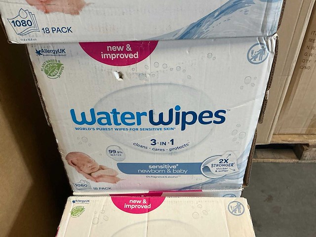 Partij waterwipes sensitive+ (180x) - afbeelding 1 van  3