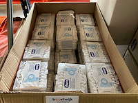 Partij wattenstaafjes - afbeelding 2 van  3