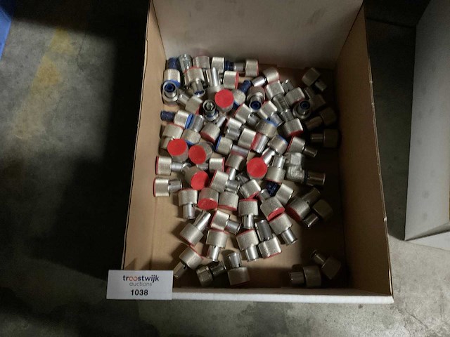 Partij wavin perskoppelingen - afbeelding 1 van  1