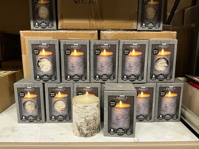 Partij wax led candles white birch moving flame ø7,5x10cm (88x) - afbeelding 1 van  6