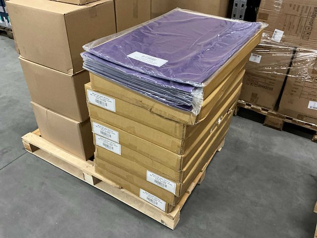 Partij waxed silk paper 50x75cm purple (21600x) - afbeelding 2 van  2