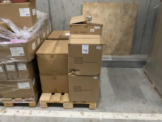 Partij waxineglas op steker - afbeelding 11 van  18