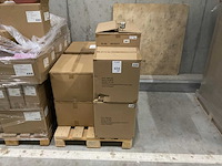 Partij waxineglas op steker - afbeelding 11 van  18