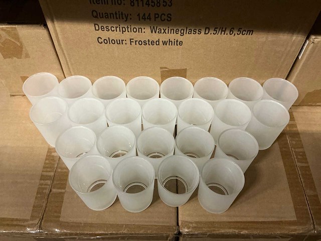 Partij waxineglass d5/h6,5cm frosted white (816x) - afbeelding 1 van  3