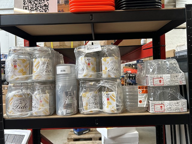 Partij weckpotten en servies - afbeelding 1 van  4