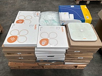 Partij weegschalen en voetmasage - afbeelding 7 van  13